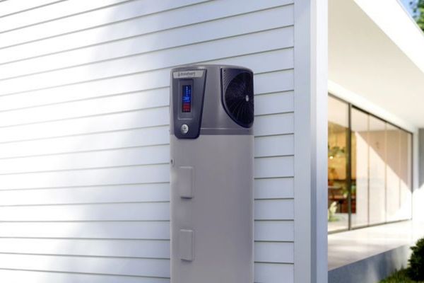 Heat Pump Hot Water System in Kawana Waters