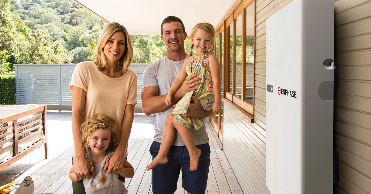 Save up to 30% on a home battery