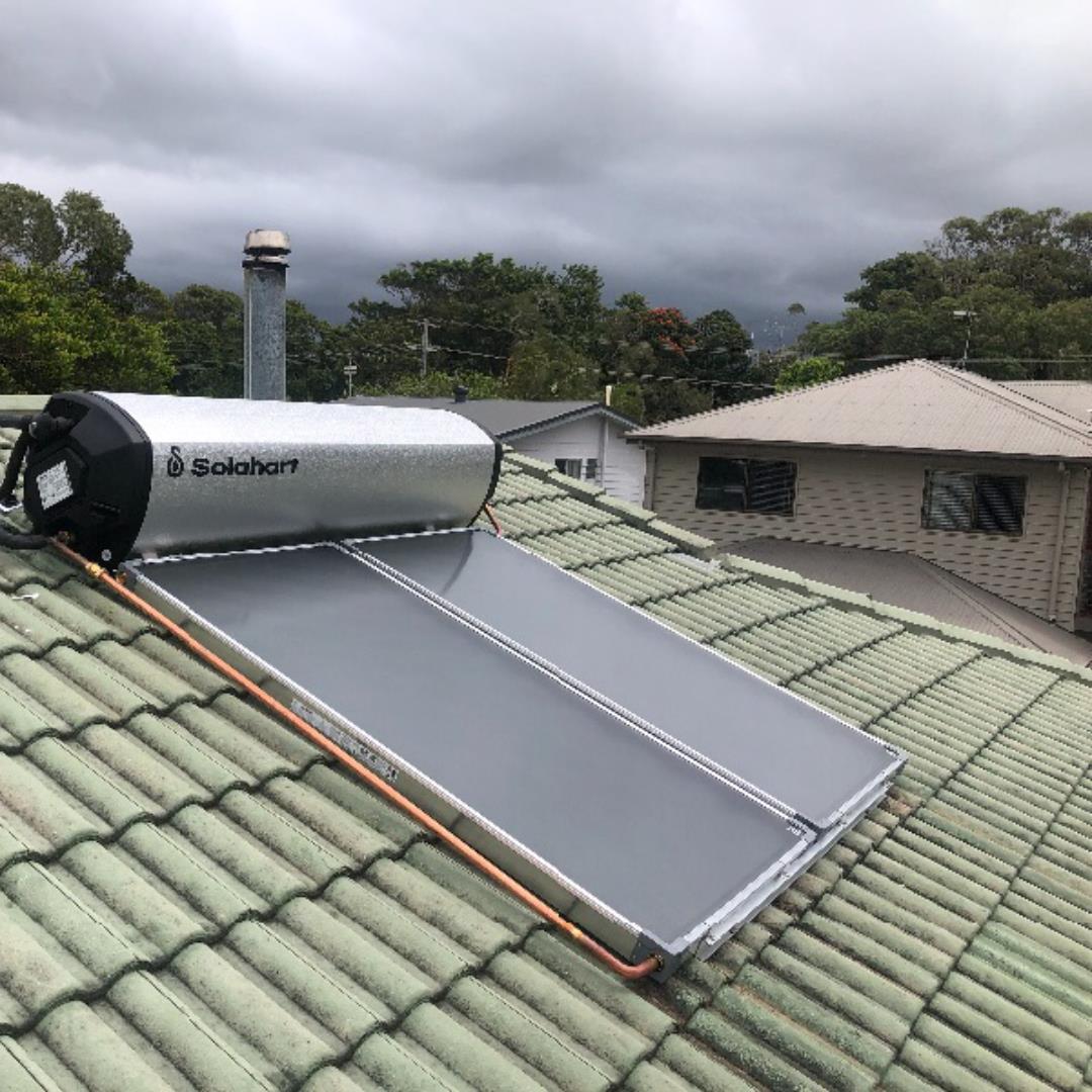 Solar hot water installed at Coolum Beach